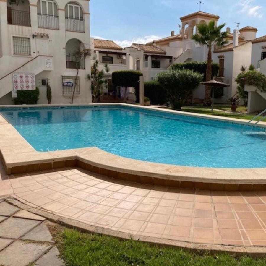 Apartamento 700 metros de la playa Playa Flamenca Exterior foto